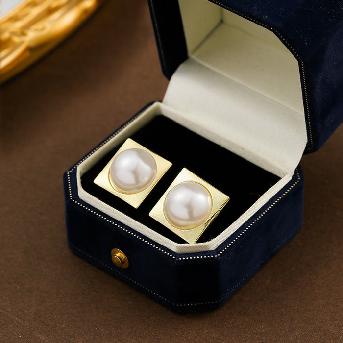 Wholesale exaggerated geometric square pearl earrings for women