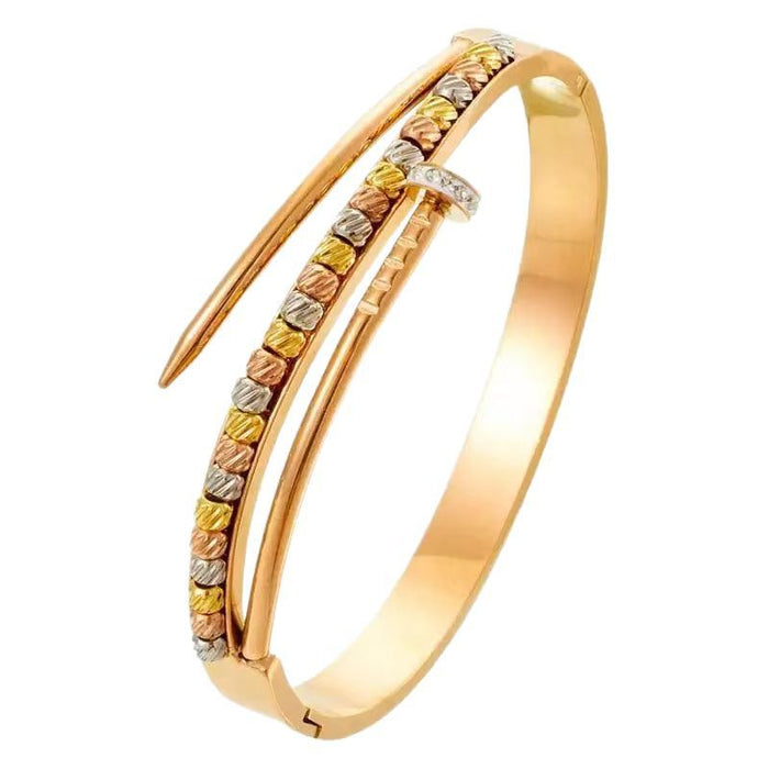 Wholesale Four-leaf clover titanium steel gold-plated bracelet
