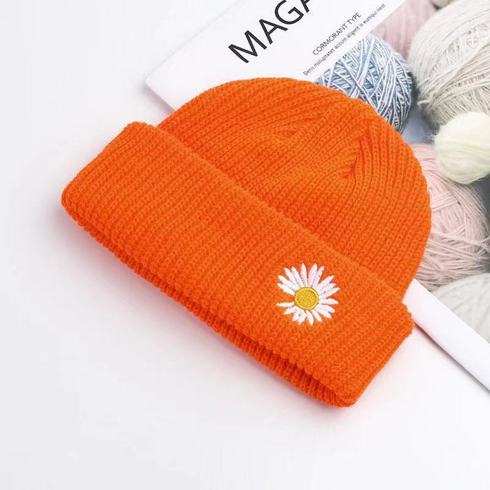 Wholesale Daisy Embroidery Solid Color Acrylic Knitted Wool Hat JDC-FH-YBQX004