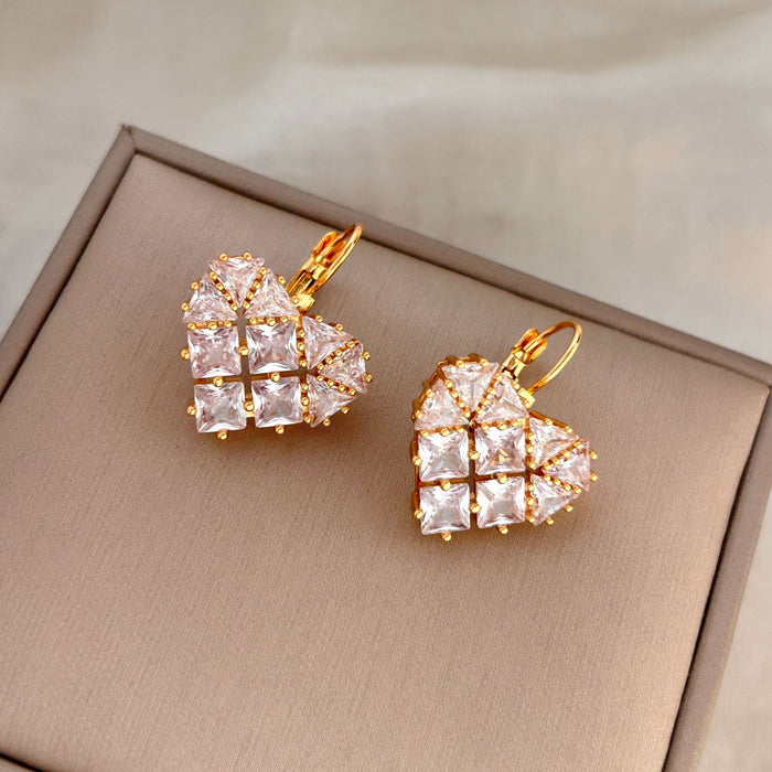 Wholesale Zircon Heart Earrings Niche New Peach Heart Design Earrings
