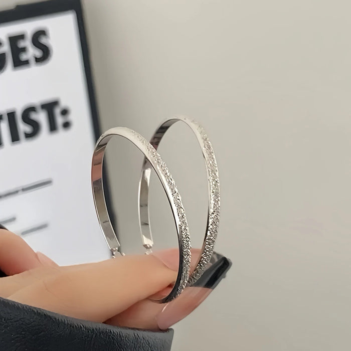 Wholesale Silver ring earrings with light luxury earrings, simple and versatile earrings for women