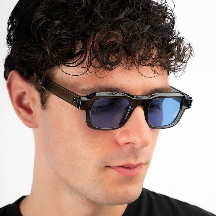Wholesale Square retro small frame sunglasses, fashionable hip-hop party sunglasses