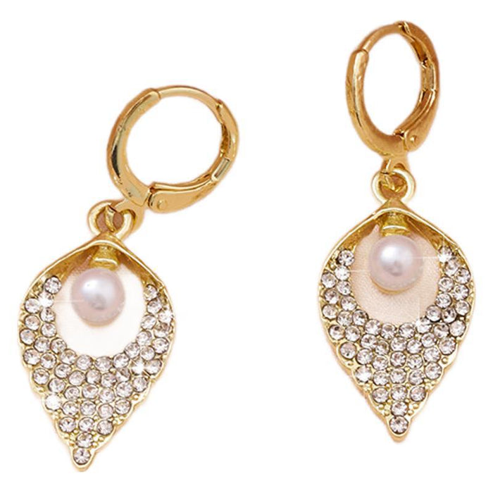 Wholesale Luxurious and exquisite, niche design with diamond studded water droplet earrings, versatile earrings with temperament