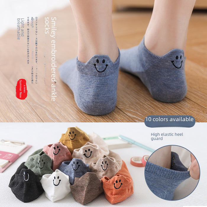 Wholesale Short socks with personalized heel embroidery, smiling face, boat socks, cotton socks