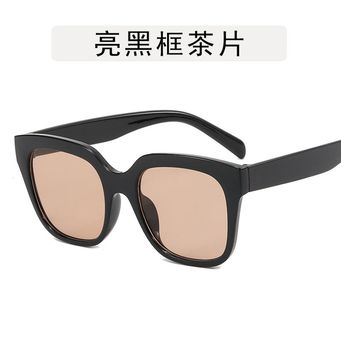 Wholesale New fashionable square frame sunglasses with simple sun protection
