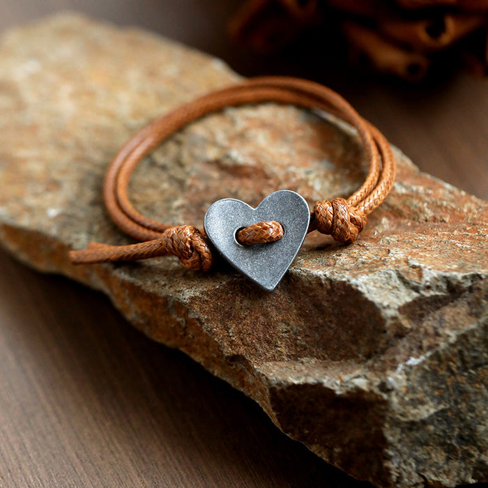 Wholesale Vintage handmade bracelet with vintage heart rope, personalized and versatile jewelry