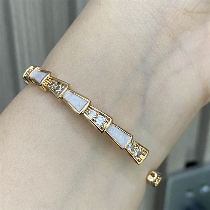 Wholesale T Family Spirit Snake Bracelet Micro Inlaid Light Luxury Fashion Style Open Snake Bone Bracelet