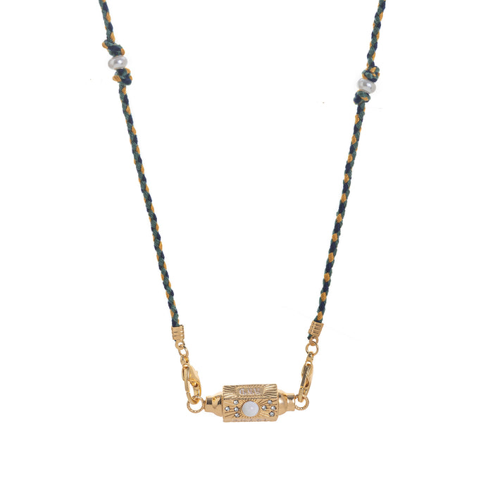 Wholesale Valentine' s Day Colorful Tarot Necklace Women' s Niche Star Eyes Gold-Plated Color-Preserving Pendant