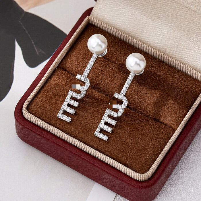 Wholesale Snowflake Pearl Earrings for Women