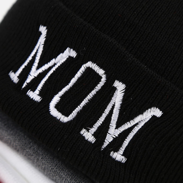 Wholesale DAD MOM Letters Embroidered Acrylic Warm Knitted Hat JDC-FH-LvYi053