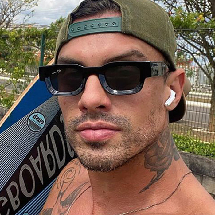 Wholesale Fashion Sunglasses New Square Narrow Frame Sunglasses Street Photography Style Sunglasses Premium Sense