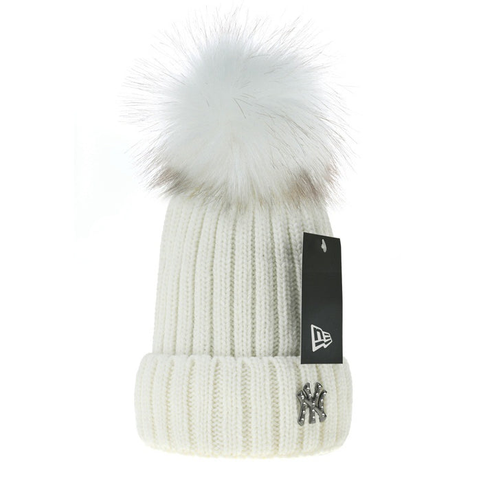 Wholesale Knitted Wool Ball Hat JDC-FH-DiS001