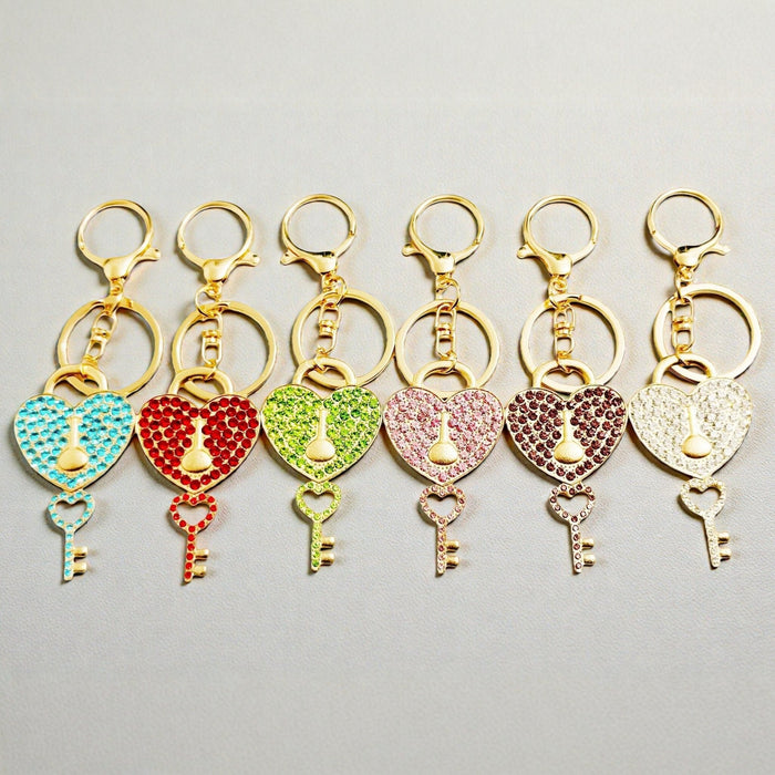 Wholesale Heart Rhinestone Keychain Bag Charm Stylish Keyring For Couple Travel Souvenir Boutique Resale