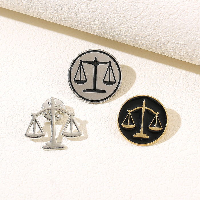 Wholesale Metal Balance Scale Brooch Stylish Justice Badge Pin Fun Decorative Hat Coat Accessory Gift