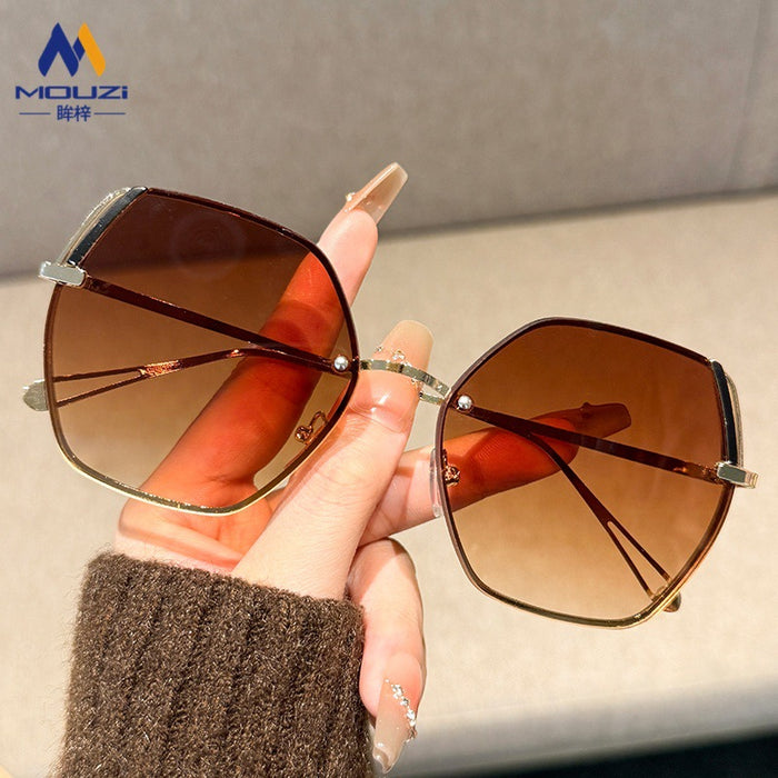 Wholesale Sunglasses, fashionable and casual frameless sunglasses, high-end and UV resistant sunglasses