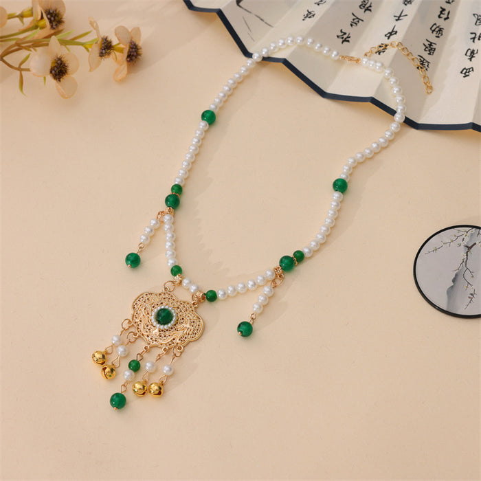 Wholesale Jewelry Bell Necklace Imitation Pearl Pendant Horse Face Skirt Accessories Pendant