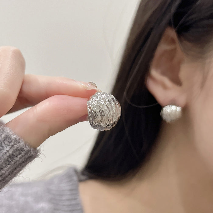 Wholesale Personalized design earrings, exaggerated temperament earrings, light luxury high-end earrings