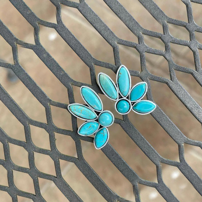 Wholesale Earrings Alloy Vintage Scalloped Turquoise Petals JDC-ES-Saip091