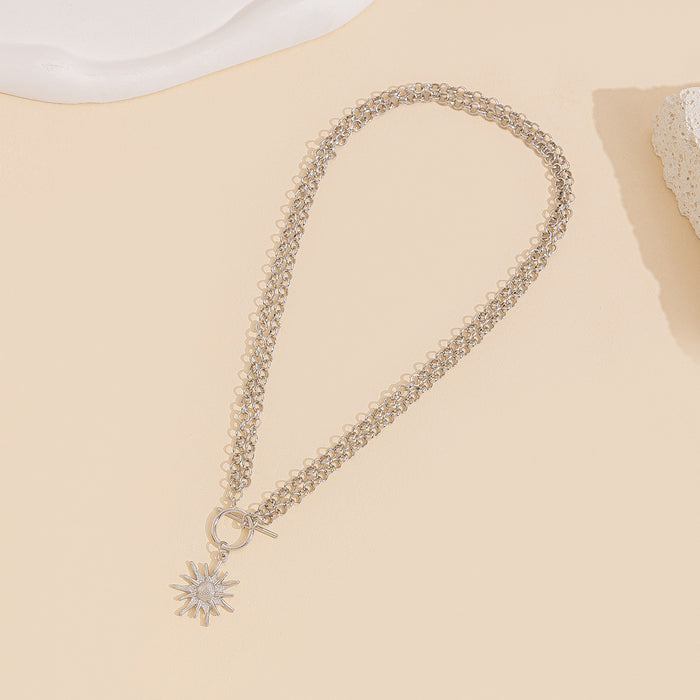 Wholesale Exaggerated jewelry, fashionable alloy thick chain necklace, personalized sun pendant, collarbone chain