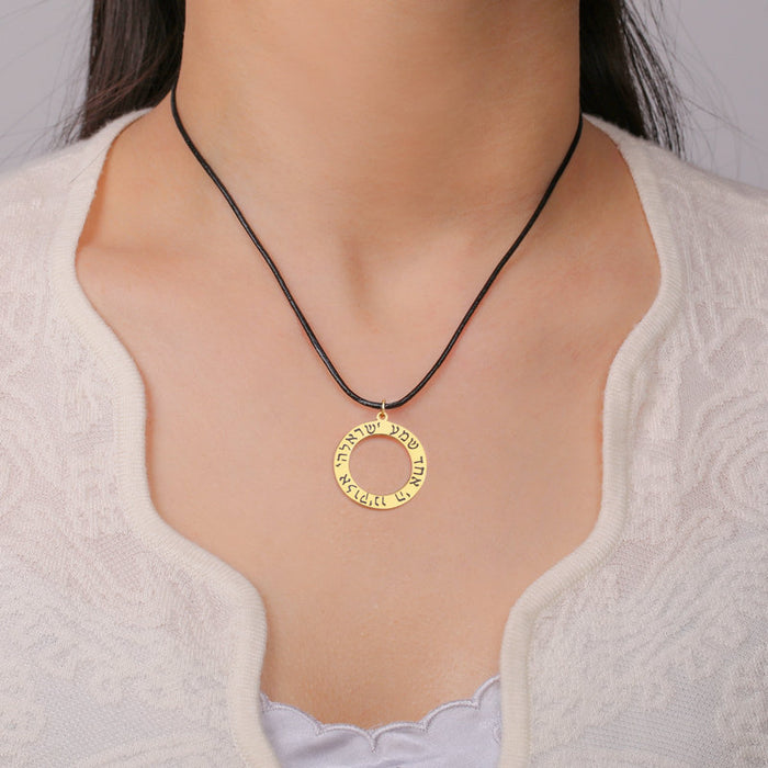 Wholesale Stainless steel leather rope necklace with a simple circular pendant