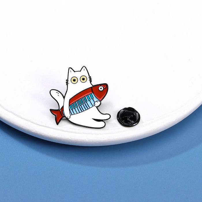 Wholesale White cat musical instrument cartoon brooch versatile creative small animal clothing n needle butterfly buckle metal badge