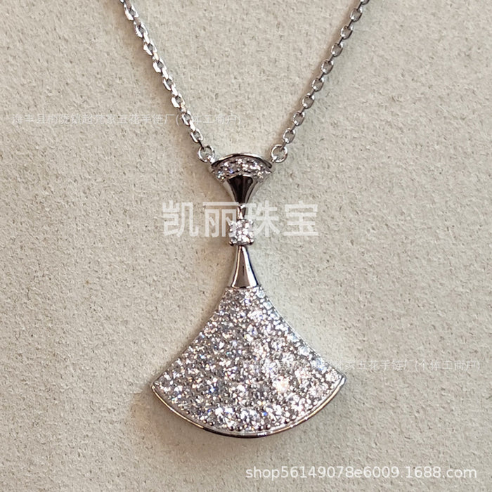 Wholesale Gold Plated Fan Necklace Copper Alloy Jewelry Accessory