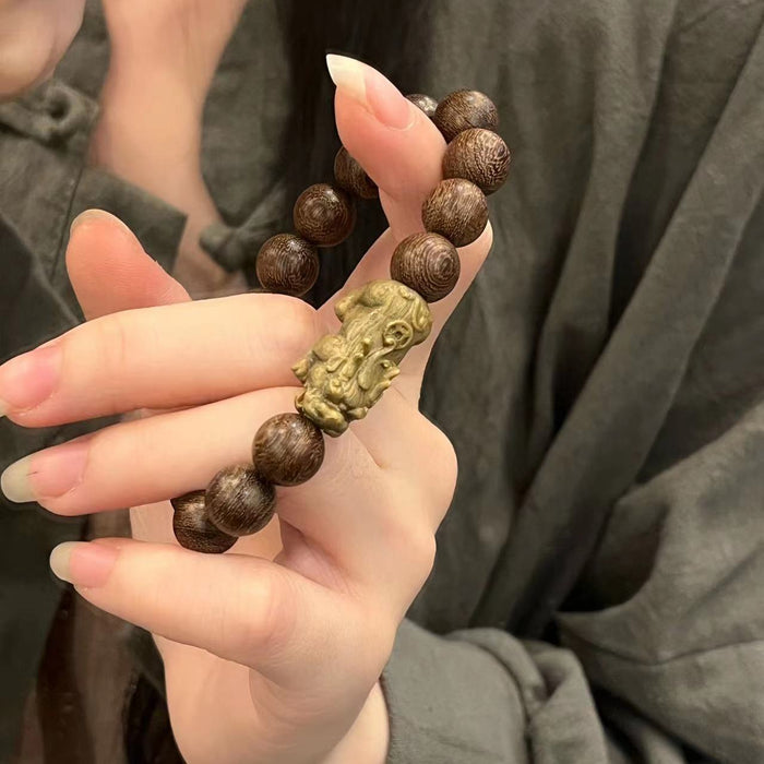 Wholesale Gold silk sandalwood with green sandalwood brave bracelets for men and women wooden text play Buddha beads for men and women