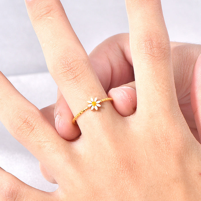 Wholesale  niche  flower titanium steel new ins simple small fresh women' s ring