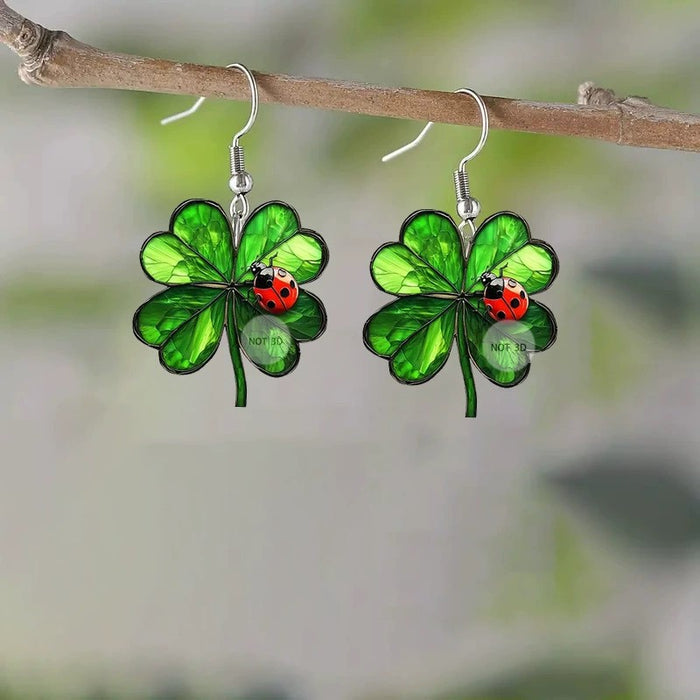 Wholesale Green Heart Acrylic Earrings St.  Patrick' s Day Fashion Accessory