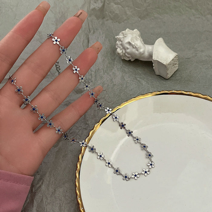 Wholesale Flower collarbone chain high-end design, niche temperament, versatile, simple accessories