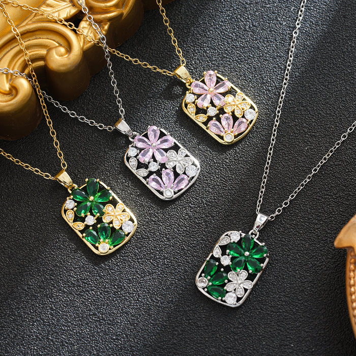 Wholesale Flower Luxury Elegant Clavicle Necklaces