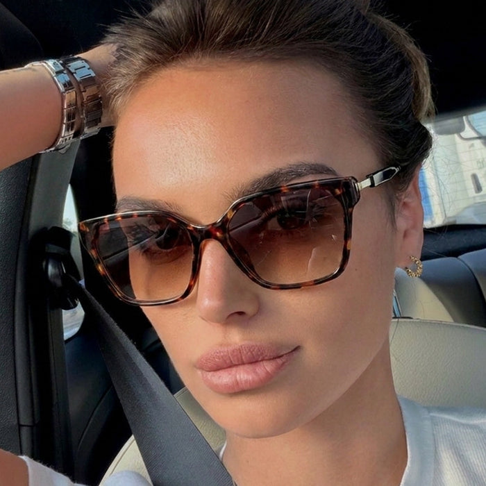 Wholesale Retro Square Frame Sunglasses Fashion Accessory Boutique Gift