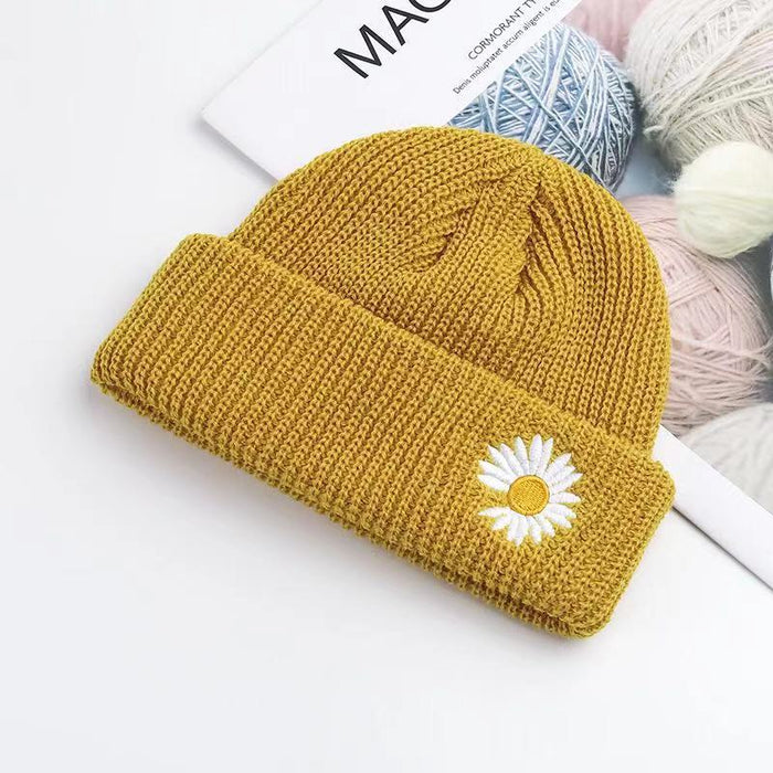 Wholesale Daisy Embroidery Solid Color Acrylic Knitted Wool Hat JDC-FH-YBQX004