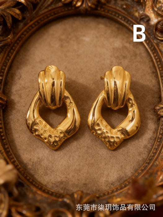 Wholesale Retro Metal Geometric Earrings Accessible  Women's Jewelry