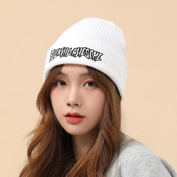 Wholesale Autumn and winter men's and women's embroidery thin knitted wool cap student shopping sweet cold cap letter pullover hat