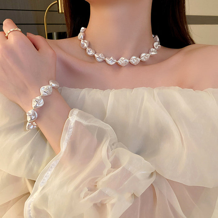 Wholesale Irregular Baroque imitation pearl necklace for women