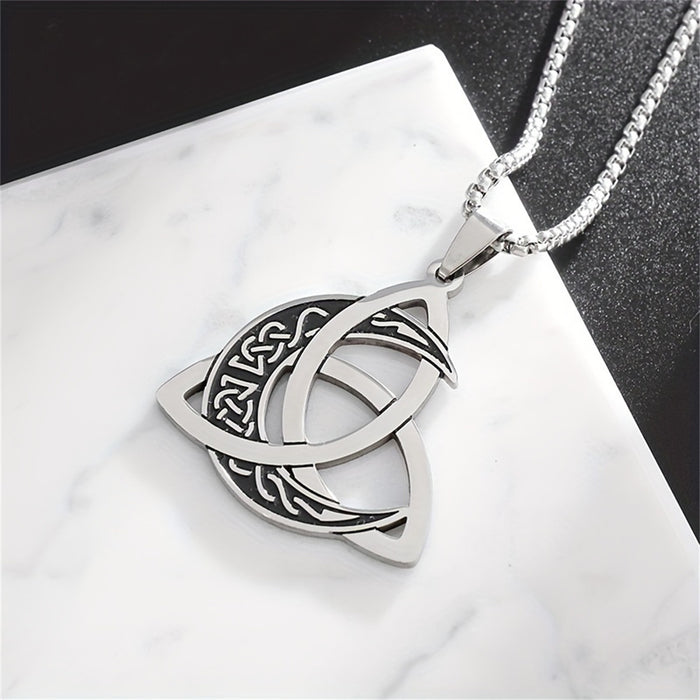 Wholesale Surrounded by retro and fashionable stainless steel pendant necklace
