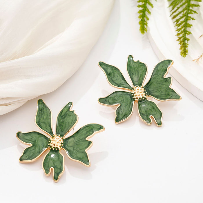 Wholesale Exaggerated geometric irregular light luxury retro flower earrings