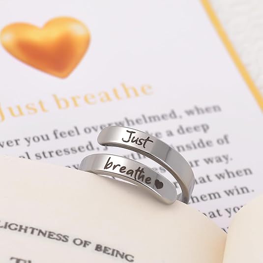 Wholesale Stainless steel motivational ring with an open mouth, women's letter ring with engraved letters and card