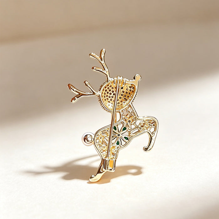 Wholesale Vintage Hollow Out Deer Brooch Alloy With Pearl Flower Accent Stylish Accessory For Suits ves Bags And Bag Charm