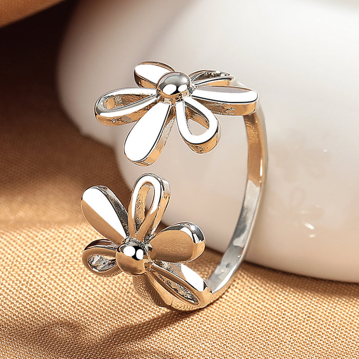 Wholesale Retro smooth flower ring, light luxury, niche, exquisite, fashionable, personalized, adjustable opening, index finger ring