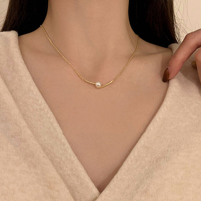 Wholesale Cross pearl necklace, titanium steel, light luxury, niche design, collarbone chain, high-end sensory chain