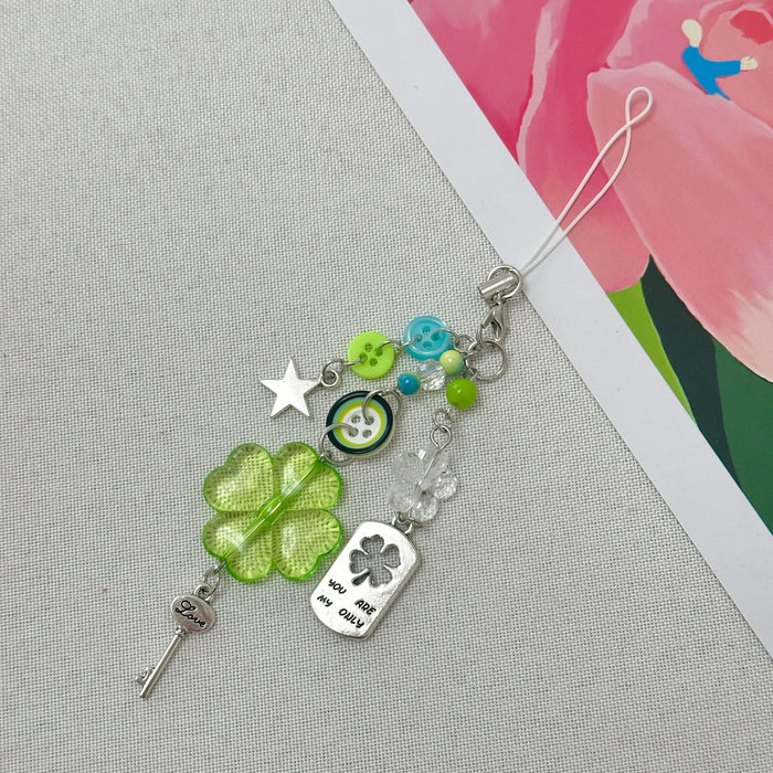Wholesale Four-leaf Clover Pendant Keychain Beaded Small Pendant Cute  All-match