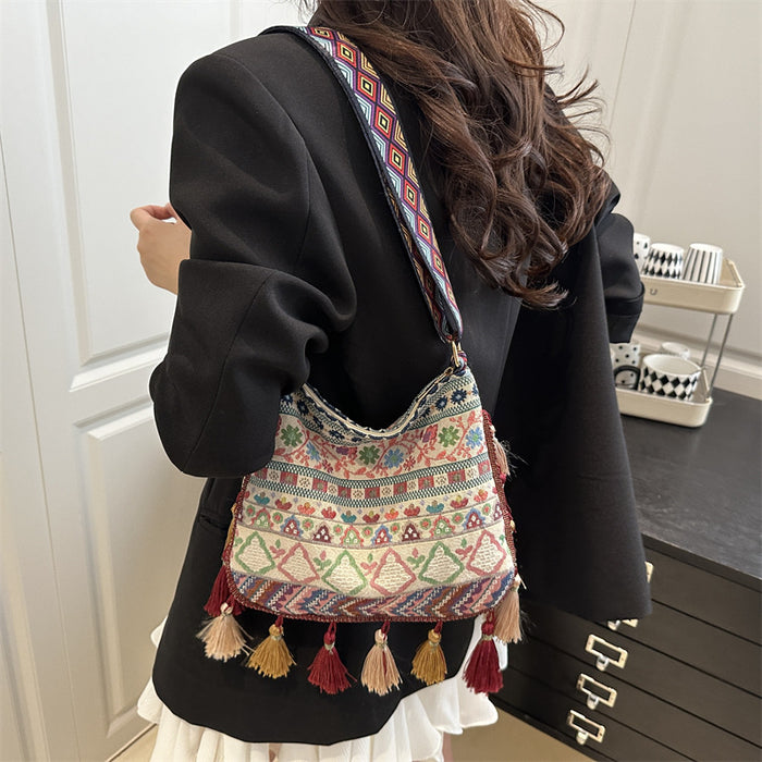 Wholesale Bohemian Tassel Cloth Shoulder Bag - Trendy Street Style for Casual Use
