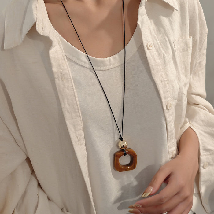 Wholesale Retro Bohemian Ethnic Style Leaf Long Cut Out Geometric Clavicle Chain Zen Style Versatile Personalized Sweater Chain