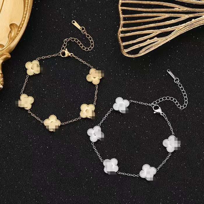 Wholesale Stainless Steel Clover Bracelet Simple Versatile Collarbone Chain
