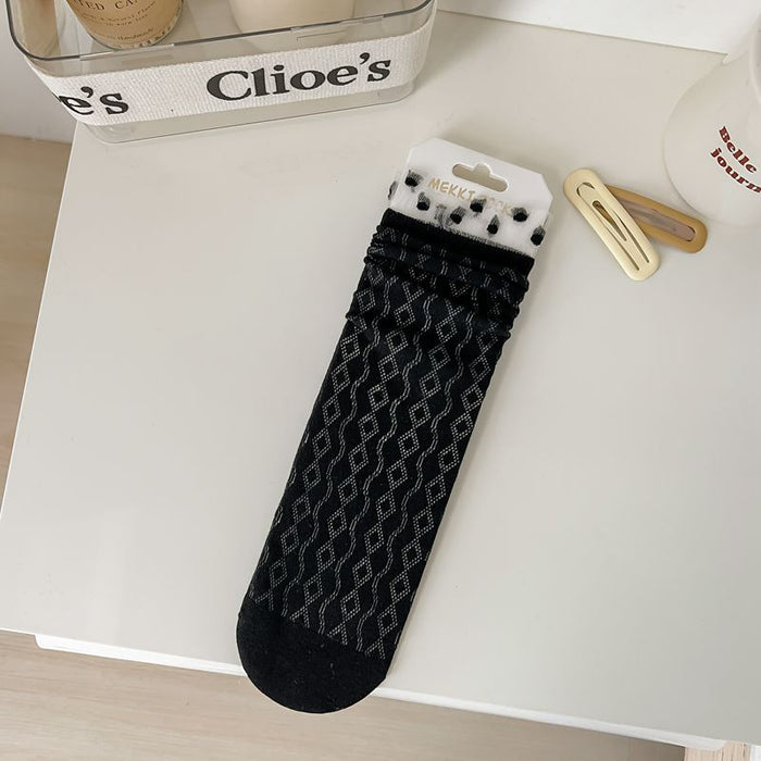Wholesale Mesh lace long socks, thin and cute lace pile socks