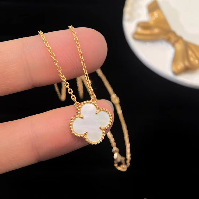 Wholesale Four-leaf Clover Single Flower with Diamond Natural Mother-of-pearl Pendant Silver Necklace JDC-NE-XiaoFX002