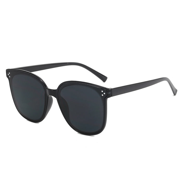 Wholesale Sunglasses for women and men, driving, cycling, traveling, taking photos, personalized UV resistant sunglasses