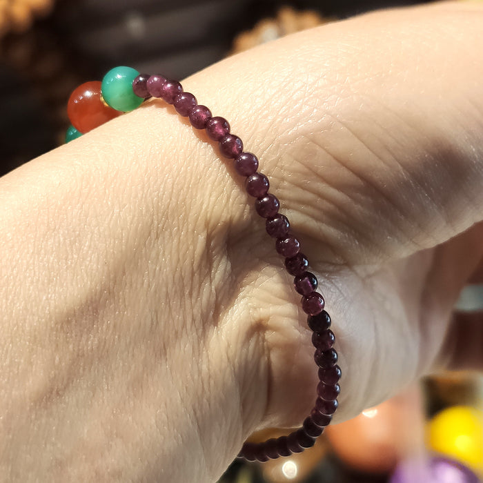 Wholesale Natural garnet bracelet, new high-end design, niche design, bracelet, bracelet, bracelet, bracelet